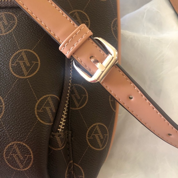 ❌SOLD❌ 🎉5xHP!♥️Adrienne Vittadini♥️ - Picture 5 of 16